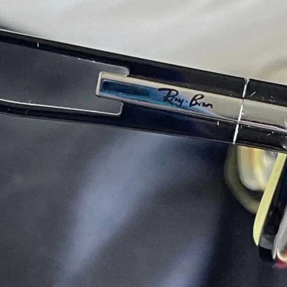 Ray Ban Glasses with case - Picture 10 of 11